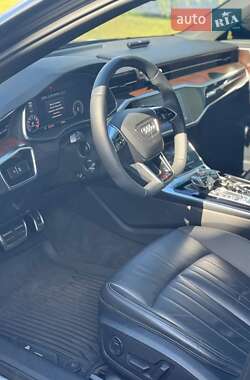 Седан Audi A6 2019 в 