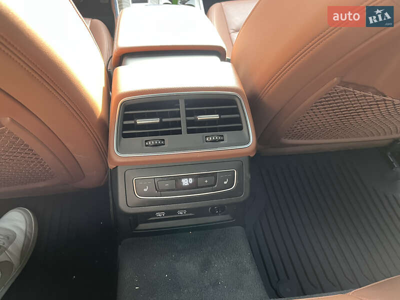 Седан Audi A6 2019 в Дунаевцах