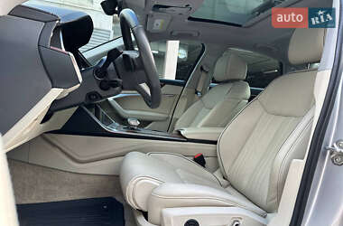 Седан Audi A6 2021 в 