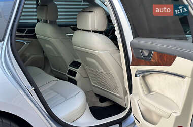 Седан Audi A6 2021 в 