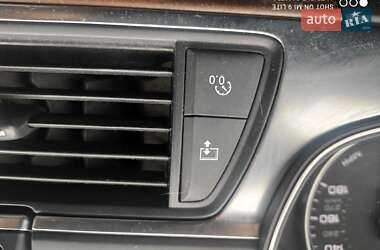 Седан Audi A6 2015 в 