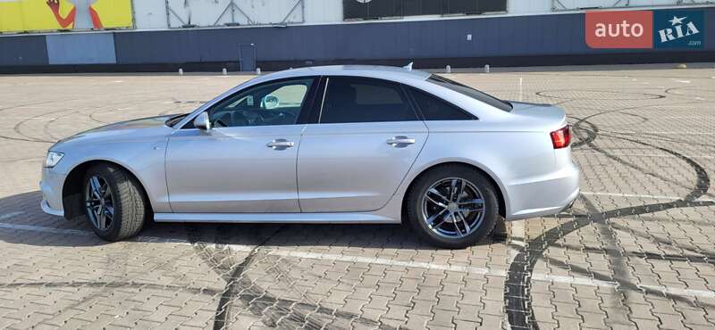 Седан Audi A6 2016 в Киеве