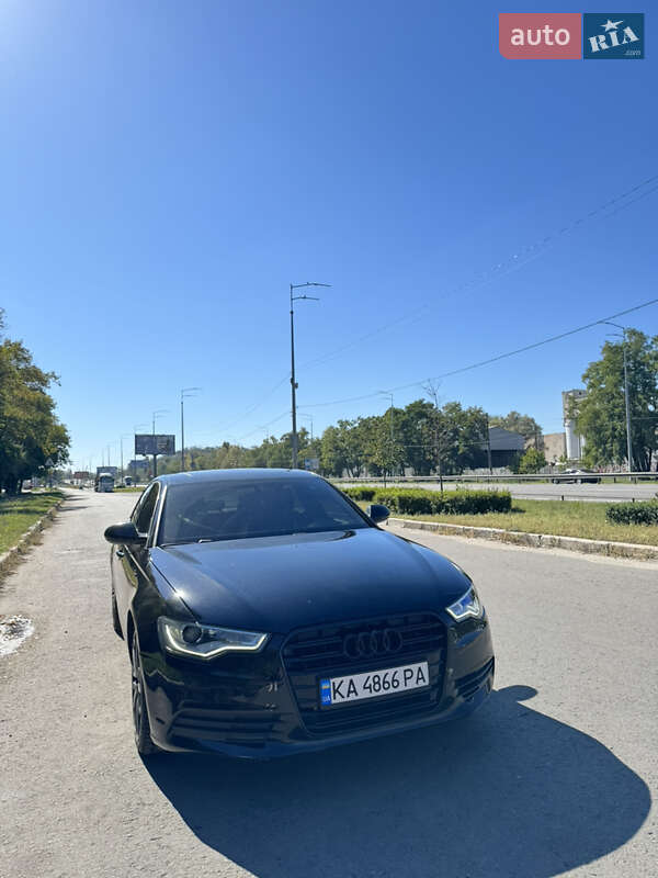 Седан Audi A6 2012 в Киеве