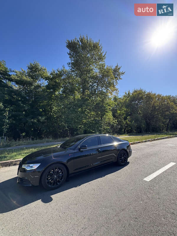 Седан Audi A6 2012 в Киеве