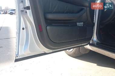 Универсал Audi A6 2004 в 