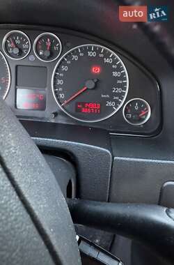 Универсал Audi A6 2003 в 