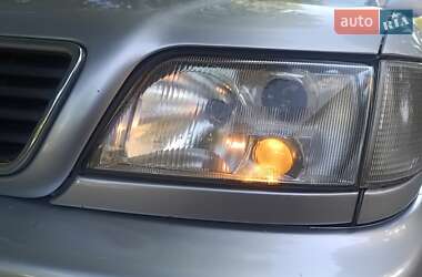 Універсал Audi A6 1996 в 