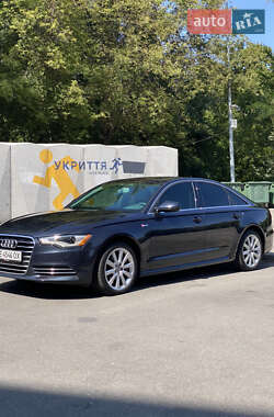 Седан Audi A6 2012 в 