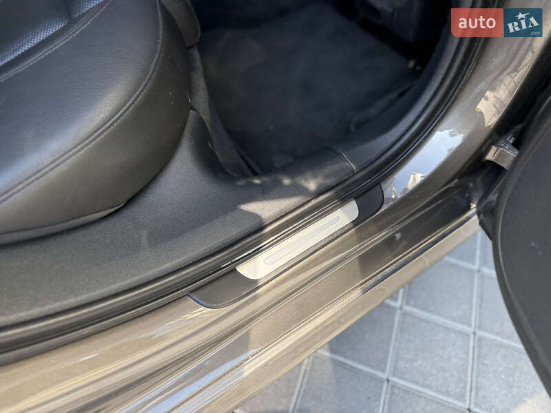 Седан Audi A6 2012 в Львове