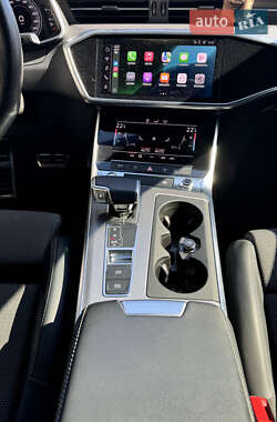 Седан Audi A6 2019 в 