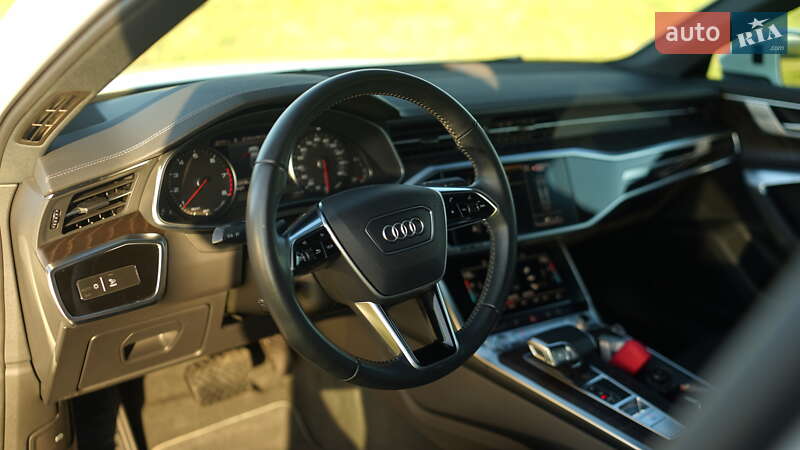Седан Audi A6 2019 в Львове