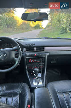 Седан Audi A6 2001 в 