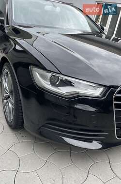 Седан Audi A6 2012 в 