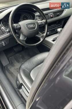 Седан Audi A6 2012 в 