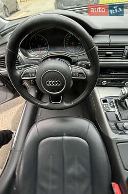 Седан Audi A6 2013 в 
