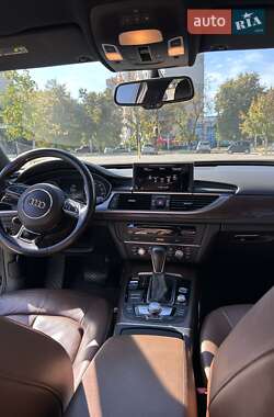 Седан Audi A6 2015 в 