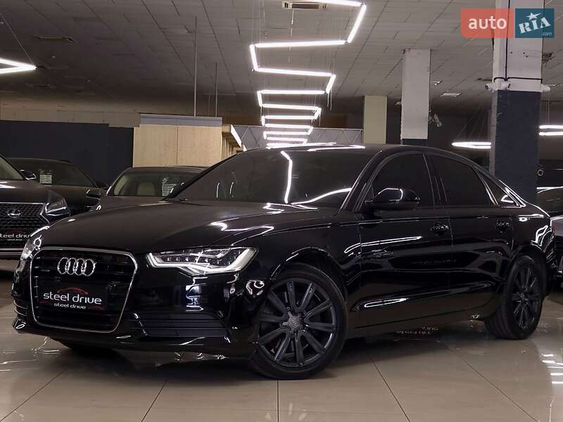 Седан Audi A6 2013 в 