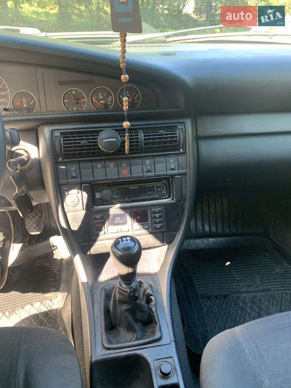 Універсал Audi A6 1995 в Рава-Руській