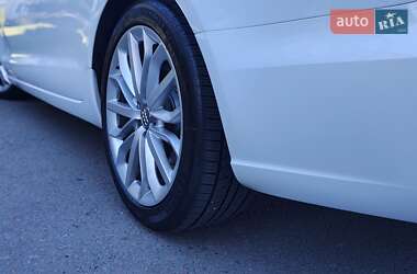 Седан Audi A6 2013 в 