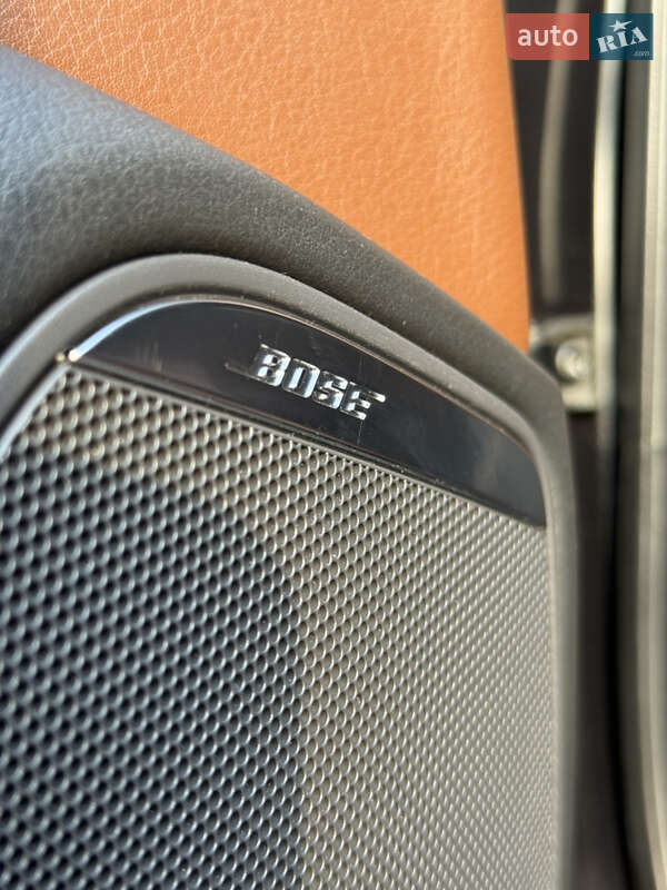 Седан Audi A6 2014 в Коростене