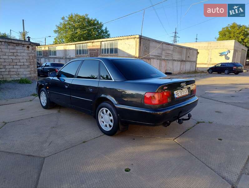 Седан Audi A6 1997 в Кривому Розі