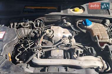 Универсал Audi A6 2001 в 