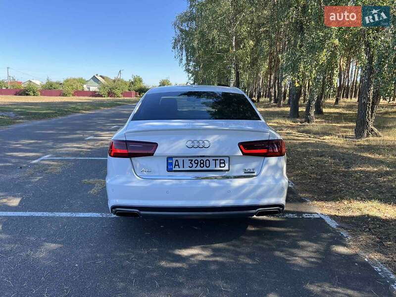 Седан Audi A6 2015 в Киеве