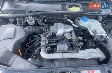 Седан Audi A6 2003 в 