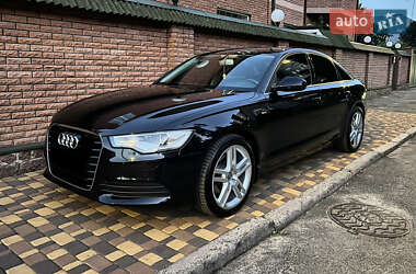 Седан Audi A6 2013 в 