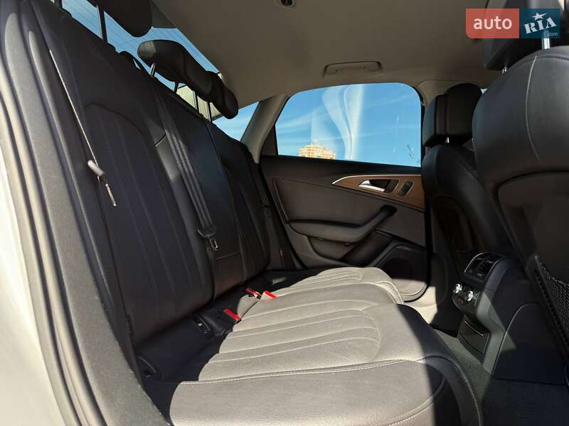 Седан Audi A6 2015 в Киеве