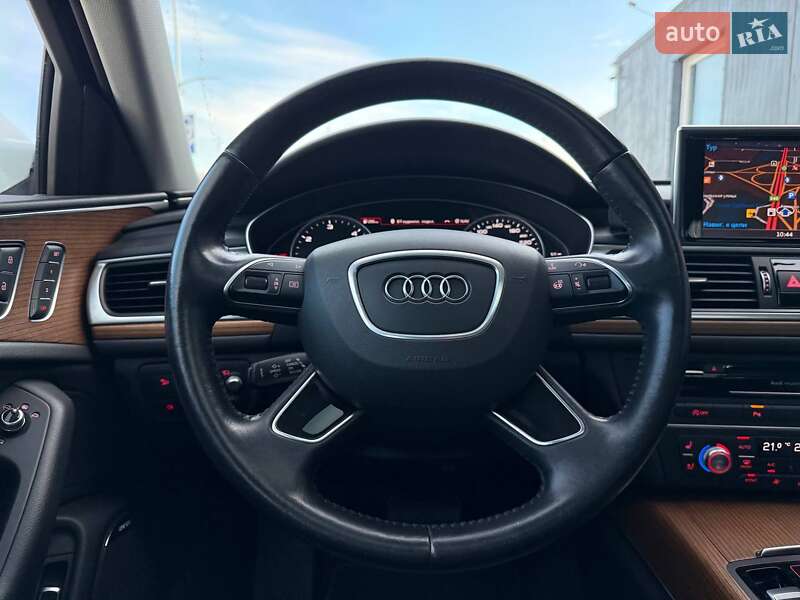 Седан Audi A6 2015 в Киеве