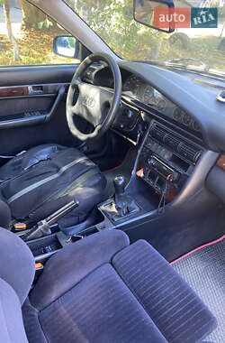 Седан Audi A6 1995 в 