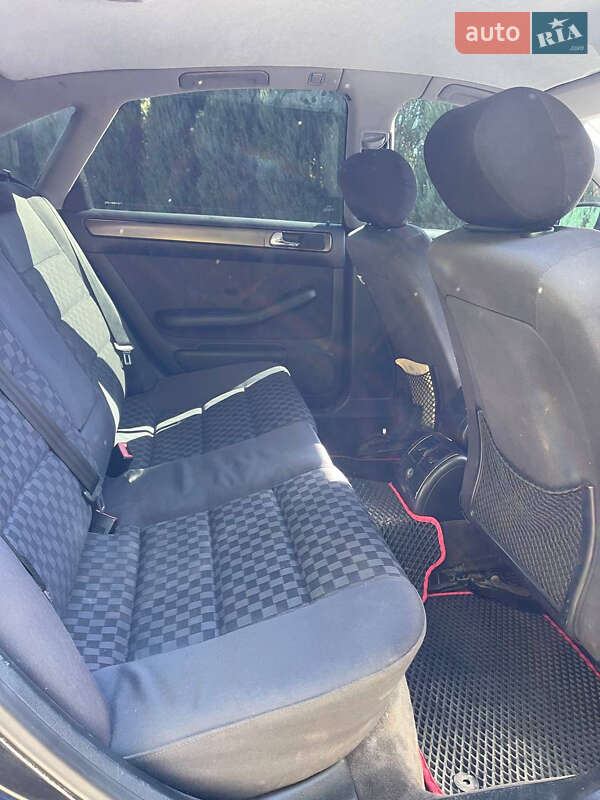 Седан Audi A6 1999 в Самборе