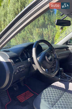Седан Audi A6 1999 в Самборі