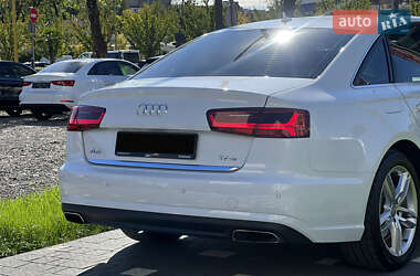 Седан Audi A6 2015 в 