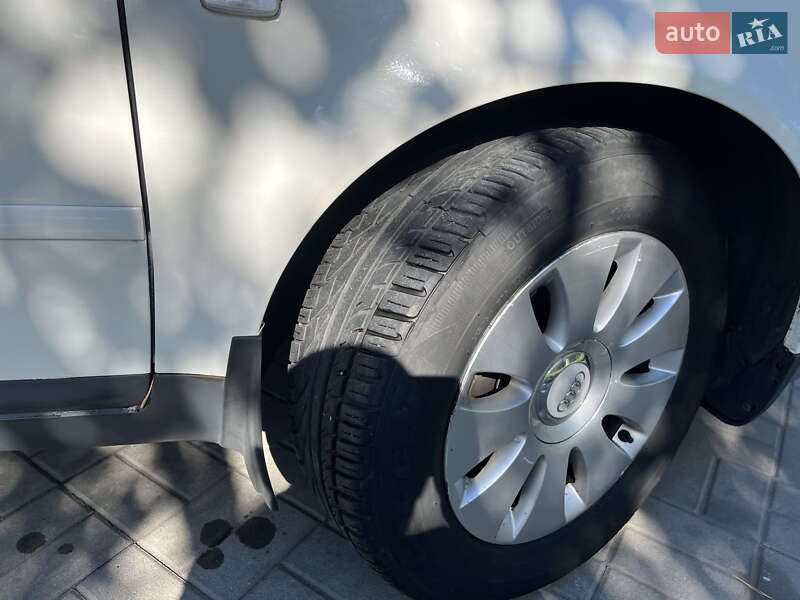Універсал Audi A6 1998 в Дніпрі