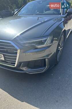 Седан Audi A6 2019 в 