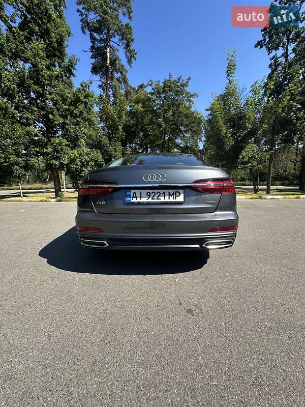 Седан Audi A6 2019 в Бучі