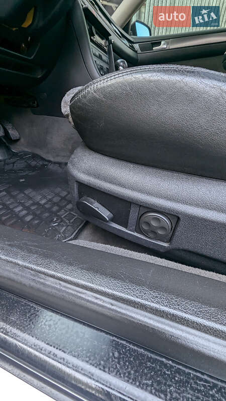 Седан Audi A6 2001 в Ровно
