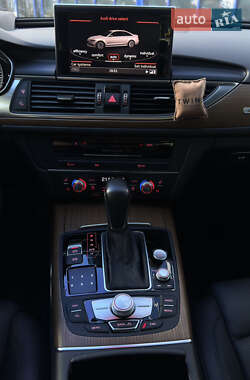 Седан Audi A6 2015 в 