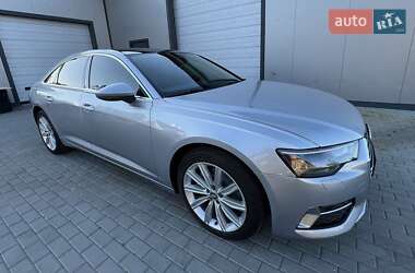 Седан Audi A6 2019 в 
