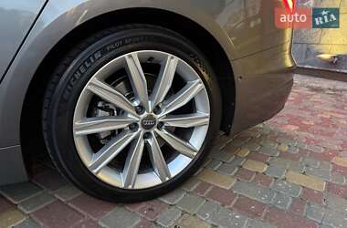 Универсал Audi A6 2019 в 