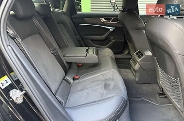 Седан Audi A6 2023 в 