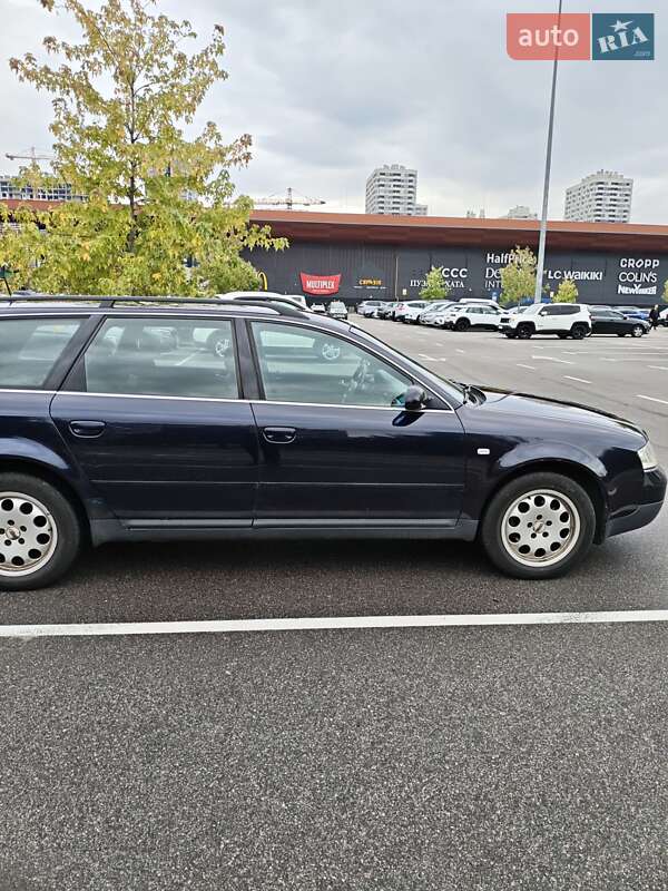 Универсал Audi A6 2000 в Киеве