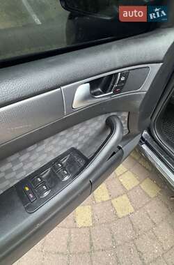 Універсал Audi A6 2001 в 