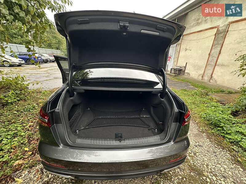 Седан Audi A6 2019 в Тернополе фото 22 Седан Audi A6 2019 в Тернополе