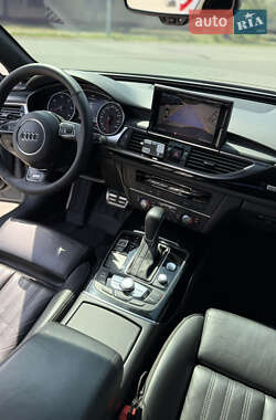 Седан Audi A6 2015 в 
