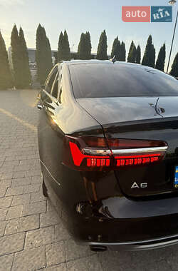Седан Audi A6 2012 в 