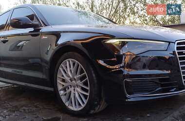 Седан Audi A6 2015 в 