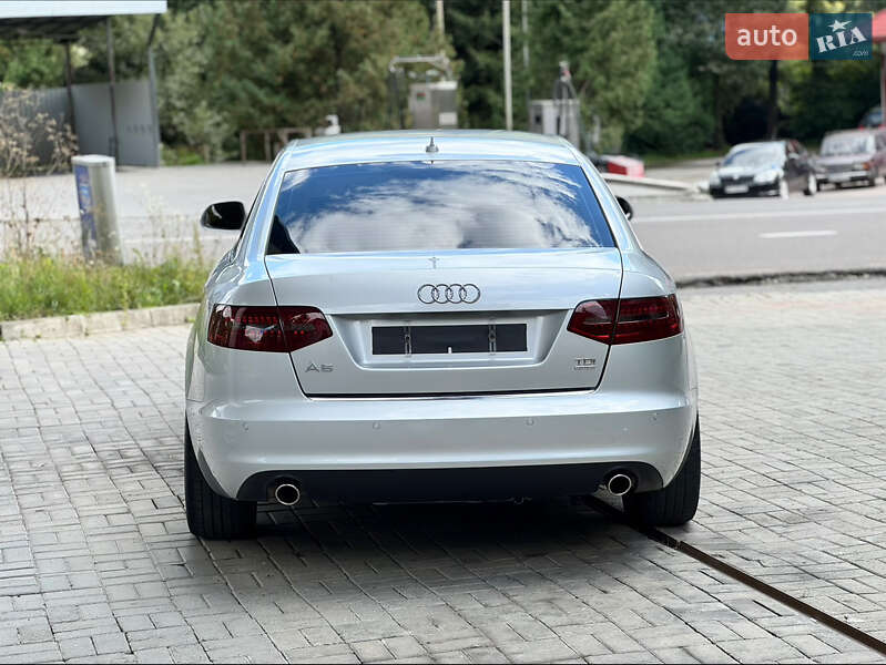 Седан Audi A6 2010 в Рахові